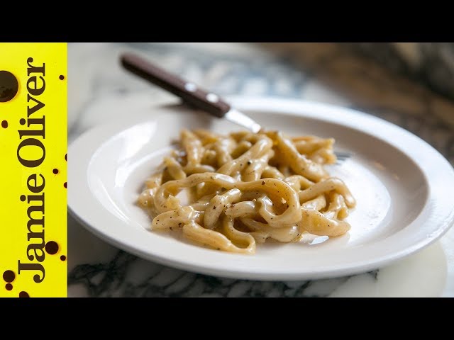 Posh mac & cheese video | Jamie Oliver