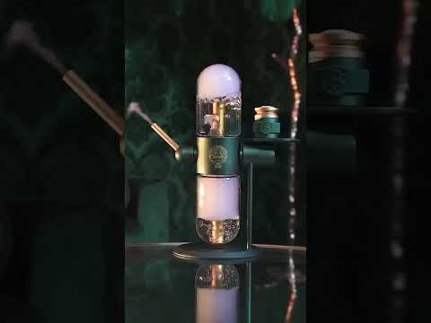 Dr. Greenthumb's X Stündenglass Gravity Hookah