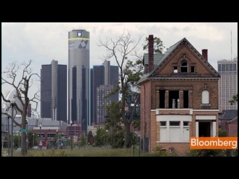 Detroit's Streets: Images of American Bankruptcy