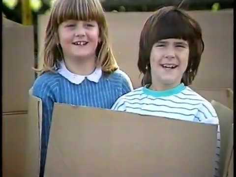 Sesamstraße Abspann Pappkartons und alte Kisten 1988