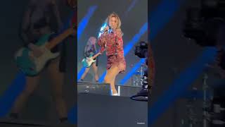 Shania Twain performing &quot;I&#39;m Gonna Getcha Good!&quot; at 2024 BST Hyde Park