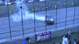 preview picture of video 'mini stock burnout Hythe motor speedway'