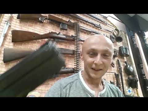 Pistolj sa " okolobrtnim" magacinom !