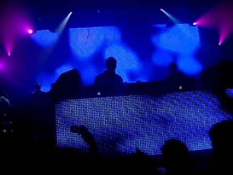 ADE 2010 pres. Paul van Dyk @ Escape Club , Amsterdam 3/7 Yuri Kane-Right Back