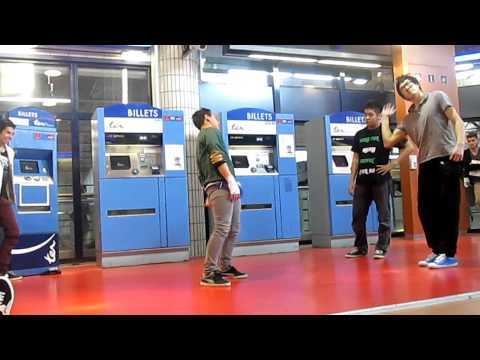 Fresh Monkey's VS Ovni