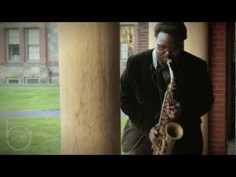 Godwin Louis Plays His Sax @ Harvard Square