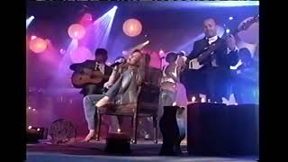 Thalía - Así Es El Destino (Live) 2002