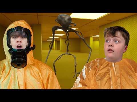 Can We Escape the Backrooms Together? The Scariest Game EVER!