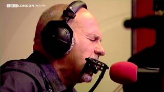 Paul Carrack - When My Little Girl Is Smiling (Live on The Sunday Night Sessions)