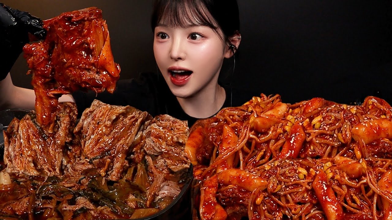 SUB)첫 감자탕 먹방! 매운 뼈찜까지 역대급 전투적으로 먹은 날🔥해장 먹방 Gamjatang Pork Back-Bone Stew Mukbang As