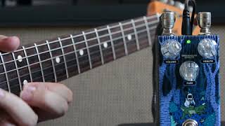Video thumbnail for Greenhouse effects Remedy Fuzz  with a Fender Stratocaster 1 by Greenhouse Effects