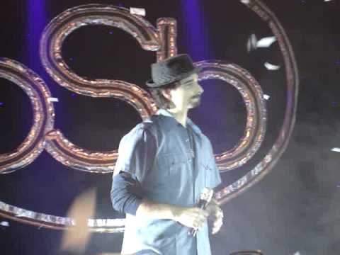 Kevin Richardson with Backstreet Boys - Shape of My Heart in Hollywood - 11/23/08
