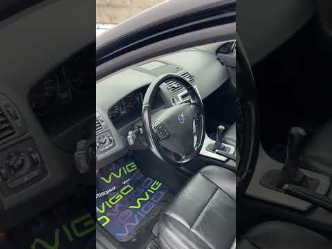 фото volvo v50 i рестайлинг 0