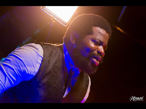 Voici la fin de mes souffrances by Emmanuel Musongo j'irai là-bas parmi les anges live culte