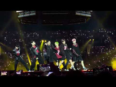 xikers - Fire (BTS Cover) fancam at K(POP)CON(VENTION) LA Day 2 8/19/23