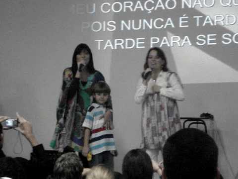 "Não é tarde" - cantado ao vivo por Ana Paula Valadão e Fernanda Brum