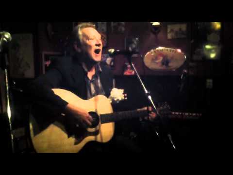 Ik draag een kanjer van een anjer voor oranje