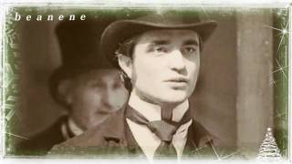 Robert Pattinson: Christmas /Baby Please Come Home/