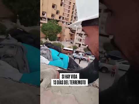 Miniatura de Siguen los rescates de gente con vida en Venezuela aunque en los noticieros argentinos ya no le den importancia al tema y quieran invisibilizar lo que pasa en Venezuela