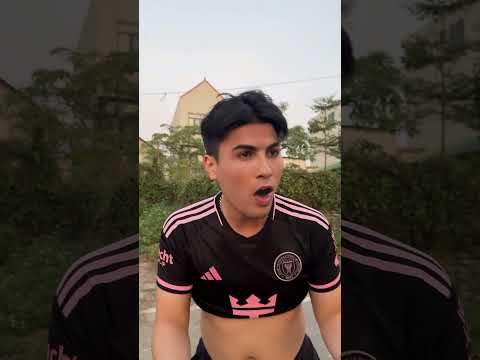 Ronaldo và Messi mặc nhầm áo rồi #shorts #kindness