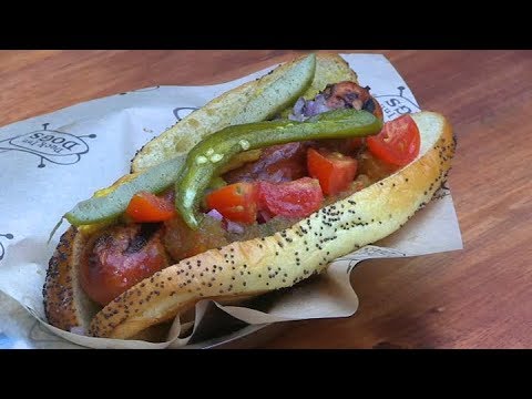 download lagu mp3 mp4 Hall Star Food, download lagu Hall Star Food gratis, unduh video klip Hall Star Food