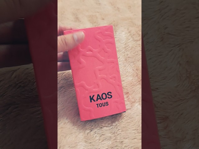 Vídeo relacionado con TOUS Kaos Bear Perfume con Llavero, Fragancia Lila en Forma de Oso, Accesorio de Cadena Metálica, Edición Coleccionable
