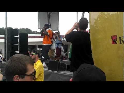 Sean P Performing "Let me Tell You" & "Boom Bye Yeah" in NJ @ Rock the Bells 2012