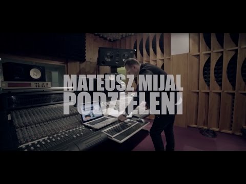 Mateusz Mijal - Podzieleni