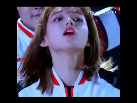 He saves her from falling❤||Falling into Your Smile|| #cdrama #trendingshorts #fallingintoyoursmile