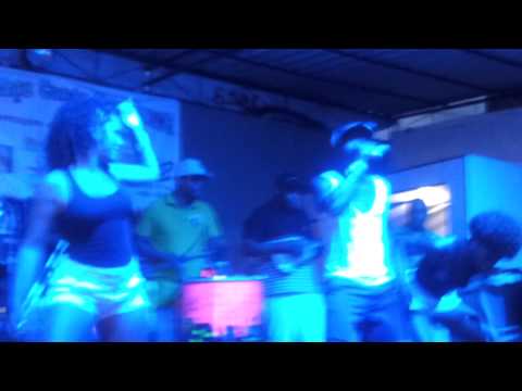 Igor Kanario A Bronkka com Samba Comunidade