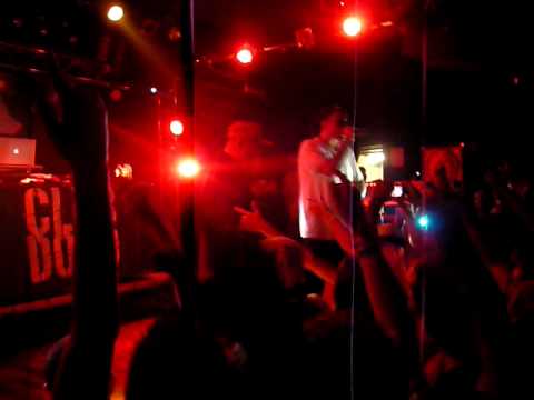 Club Dogo@ New Age- Intro+Droga Rap