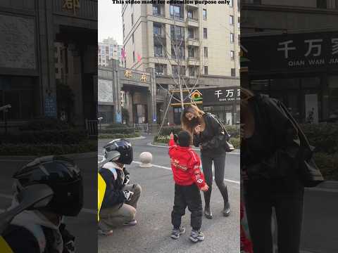 छोटा भाई अपनी बहन का फोन छीन लेता है#Raider#Raiding#china#new#bride#ytshortvideo