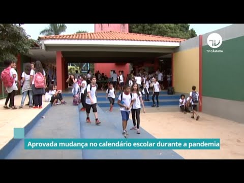 Aprovada mudança no calendário escolar durante a pandemia - 01/09/2021