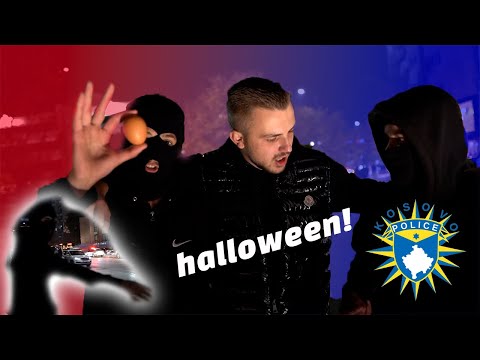 I gjuajnë policinë me vezë ( i arrestoi policia )