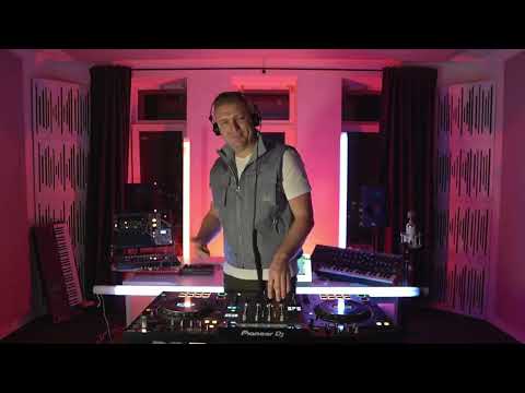 Rezone - Rezonance Radio 010 (Tech House Mix)