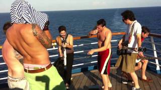 Bruise Cruise Festival 2011 - Black Lips - Pt 1 making of "Go Out and Get It"