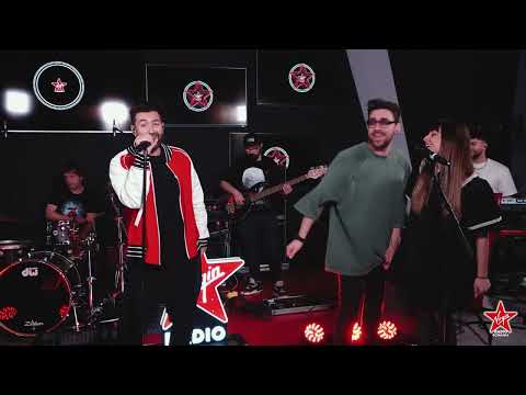 Smiley - Aia e |  Special Guests Veronica Trandafir & Andrei Niculae