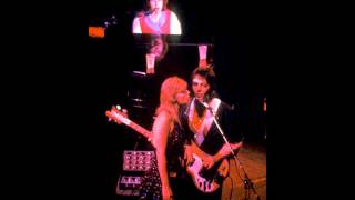 'Venus & Mars/Rockshow/Jet' (from 'Wings Over Perth' 1975 Album) - Paul McCartney And Wings
