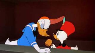 Download lagu Donald Duck: Straigt Shooters 1947 mp3