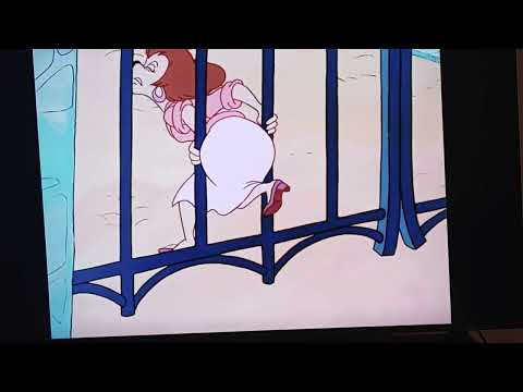 Princess Ariel & Peg Pete Get Stuck