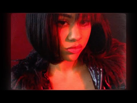 Essii - Villain (Visualiser)