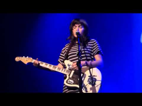 Courtney Barnett - Kim's Caravan @ The Forum 16th May 2015
