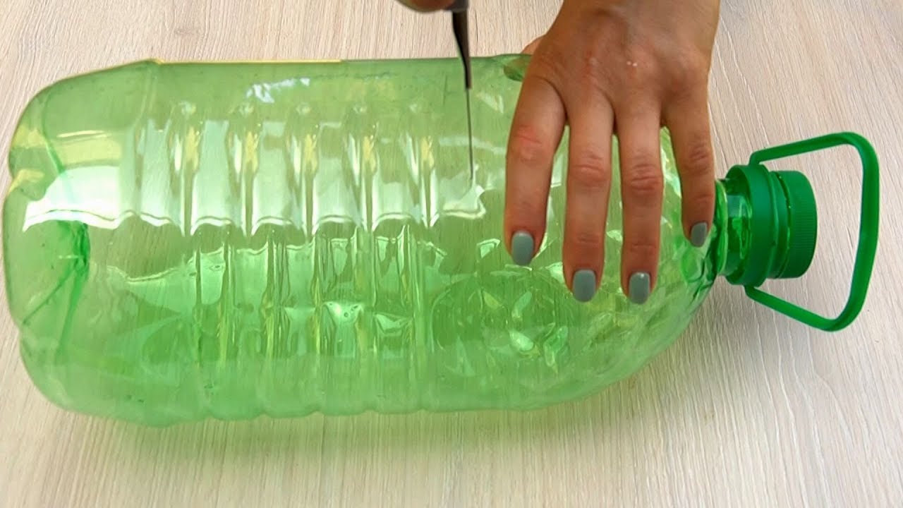 Idea originale per un vaso da fiori - decorazione fantastica dalle bottiglie di plastica!| Perfetto