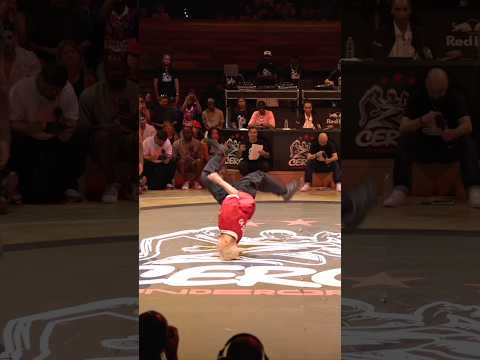 wait for the 2-finger signature! ✌️ B-Boy Hong 10