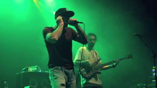 Papa Style backed by Messengers " Alma de guerrero / Mon sound " Live@Dock des Suds Fev 2016