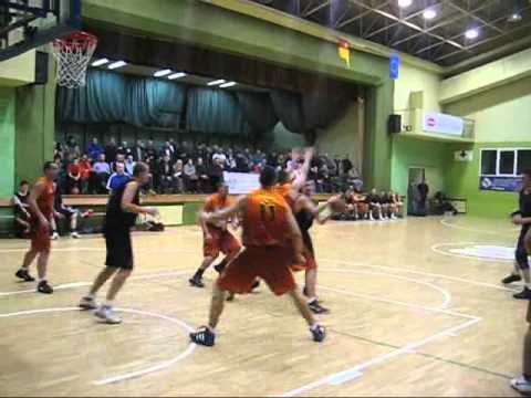 WLKA - mecz Nowy Styl - Dworek w Smólsku 58:59