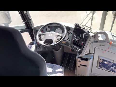 (SOLD) 2014 MCI J4500 Detroit DD13 Unit 453