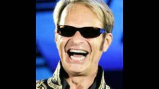 David Lee Roth calls a Black Night Club