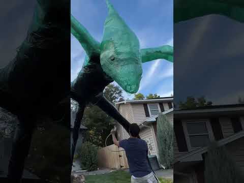 We built a 14 ft tall Stranger Things Mind Flayer!! Shout out to @BuildItDad for the help!