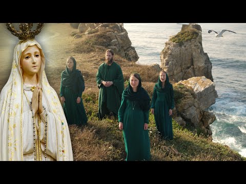HAIL MARY in Portuguese (Video in Fatima)